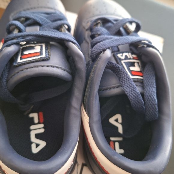FILA Kids Original Fitness Sneakers Size 12.5 Navy Blue Red - Picture 11 of 11